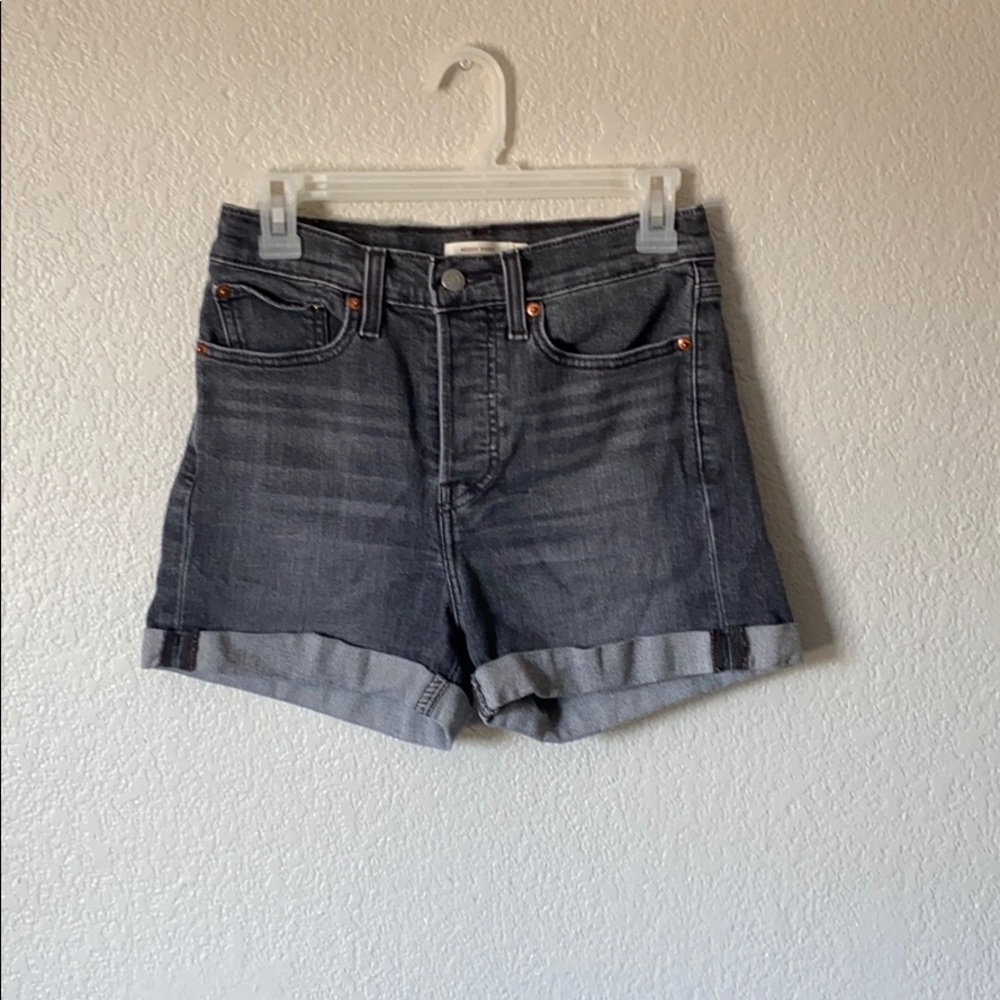 LEVIS Jean shorts